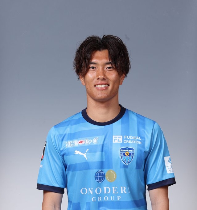 背身接球一 背身接球一